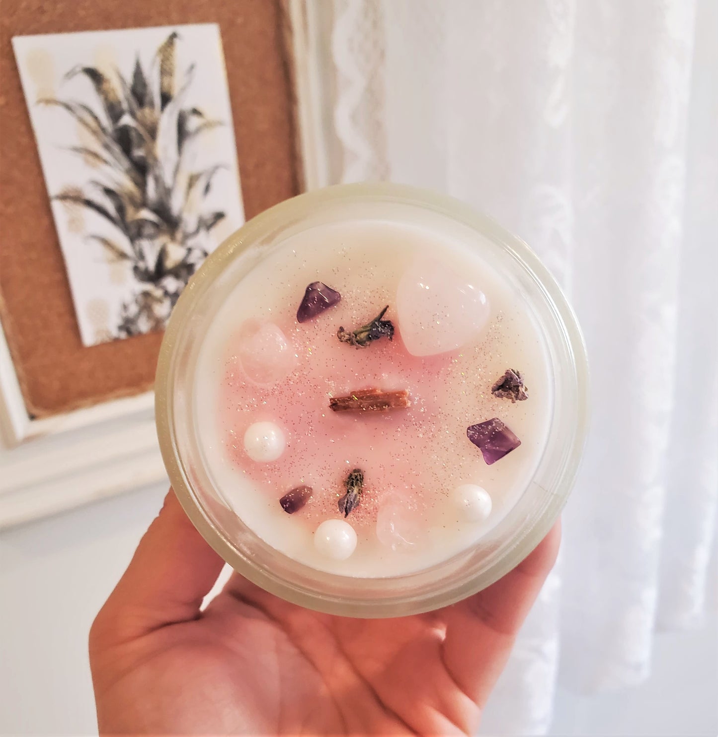 Gratitude, bougie de soja avec mèche de bois crépitante.