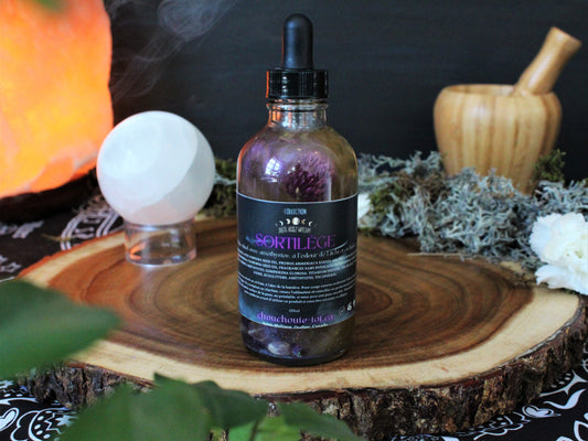 Huile-pour-le-corps-et-rituels-avec-améthystes