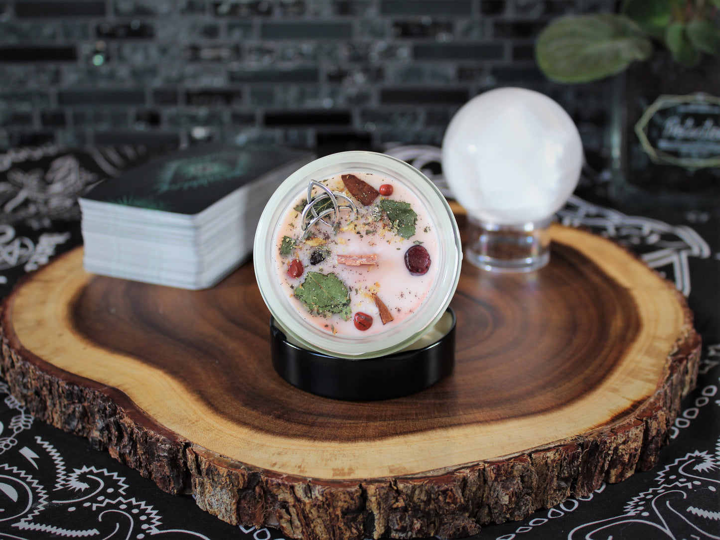 Imbolc, bougie de soja avec mèche de bois crépitante